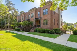 21 Brownstone Ln, Southern Pines, NC 28387 - Photo 3