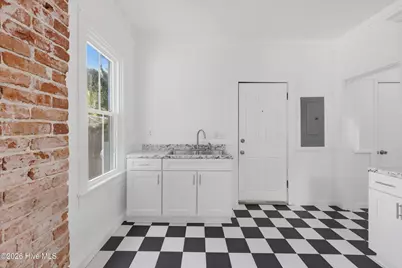 612 W Main Street, Elizabeth City, NC 27909 - Photo 21