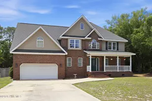 138 Yacht Club Dr, Newport, NC 28570 - Photo 3