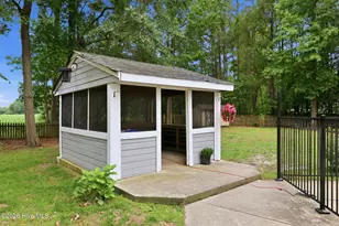 110 Maddrey Dr, Camden, NC 27921 - Photo 9