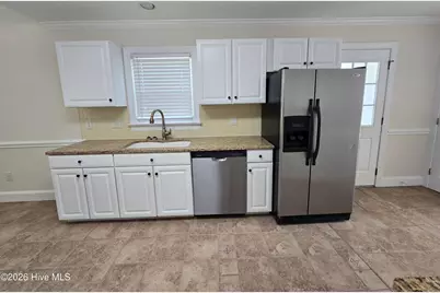 102 White Oak Drive, Greenville, NC 27858 - Photo 9