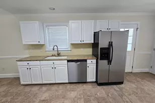 102 White Oak Dr, Greenville, NC 27858 - Photo 9