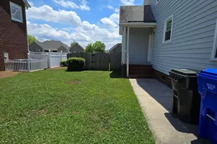 102 White Oak Dr, Greenville, NC 27858 - Photo 3