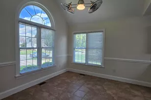 102 White Oak Dr, Greenville, NC 27858 - Photo 7