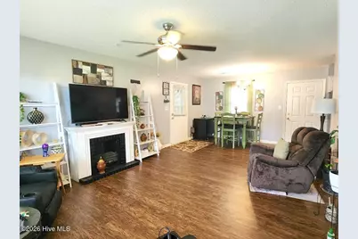 102 Fox Run Circle, Greenville, NC 27858 - Photo 5