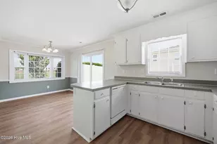 2128 Flagstone Ct, Greenville, NC 27834 - Photo 5
