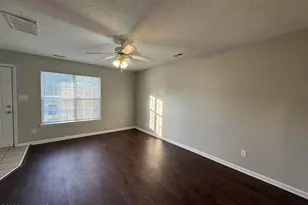 364 Hunting Green Dr, Jacksonville, NC 28546 - Photo 3