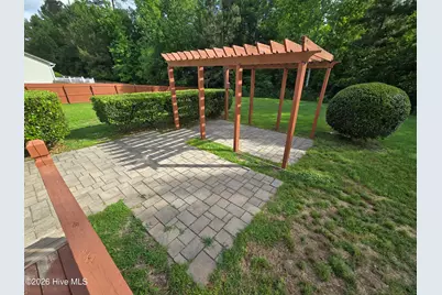 305 Cabin Circle, Jacksonville, NC 28540 - Photo 23
