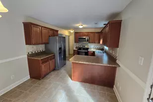 305 Cabin Cir, Jacksonville, NC 28540 - Photo 5