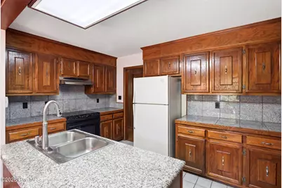 423 E Creekview Drive, Hampstead, NC 28443 - Photo 11