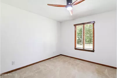 423 E Creekview Drive, Hampstead, NC 28443 - Photo 17