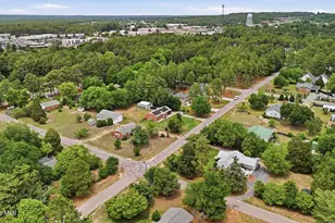 1302 Crest Dr, Aberdeen, NC 28315 - Photo 29