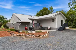 1302 Crest Dr, Aberdeen, NC 28315 - Photo 25