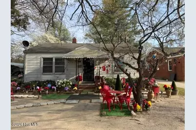 1007 W Saint James Street, Tarboro, NC 27886 - Photo 1