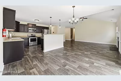 212 Holly Grove Court E, Jacksonville, NC 28540 - Photo 17