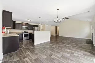 212 Holly Grove Ct E, Jacksonville, NC 28540 - Photo 17