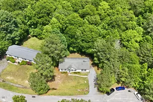 175 Country Walk Ln, Sanford, NC 27332 - Photo 5