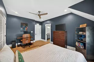 410 Sunrise Ct, Emerald Isle, NC 28594 - Photo 37