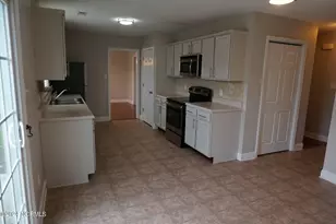407 Sundown Ct, Hubert, NC 28539 - Photo 13