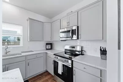 104 Harvest Bluff Lane, Jacksonville, NC 28546 - Photo 7