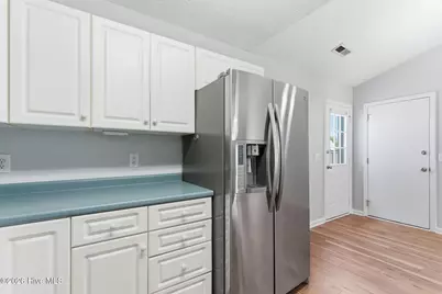 805 Valley Forge Court, Wilmington, NC 28411 - Photo 5