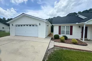 124 Stockbridge Dr, Selma, NC 27576 - Photo 3