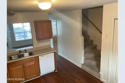 980 W Pueblo Drive, Jacksonville, NC 28546 - Photo 7
