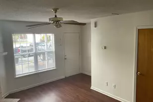 980 W Pueblo Dr, Jacksonville, NC 28546 - Photo 3