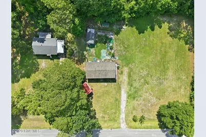 172 Gray Squirrel Lane, Newport, NC 28570 - Photo 9