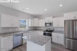 512 E Black Water Ln, Maysville, NC 28555 - Photo 11