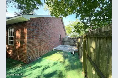 1804 Summerhaven Drive #A, Greenville, NC 27858 - Photo 41