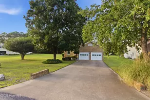 6009 Pelican Dr, New Bern, NC 28560 - Photo 13