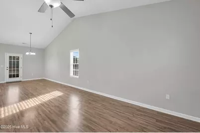 136 N Palm Drive, Leland, NC 28479 - Photo 5