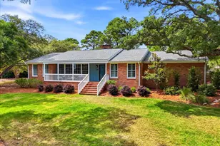 207 River Dr, Southport, NC 28461 - Photo 3