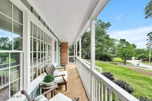 207 River Dr, Southport, NC 28461 - Photo 3