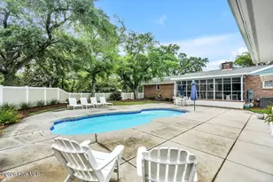 207 River Dr, Southport, NC 28461 - Photo 47