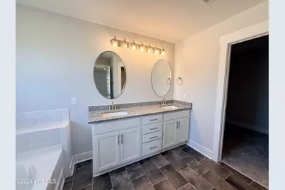 510 E Black Water Lane, Maysville, NC 28555 - Photo 17