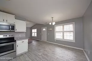 223 Summersill School Rd, Jacksonville, NC 28540 - Photo 9