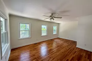 407 Vann Dr, Clinton, NC 28328 - Photo 3