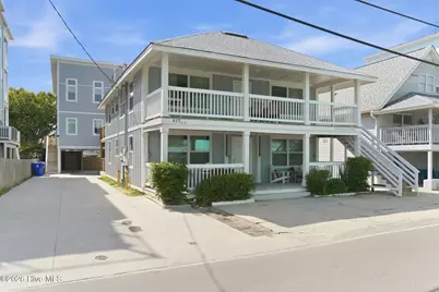 415 Carolina Beach Avenue N, Carolina Beach, NC 28428 - Photo 1