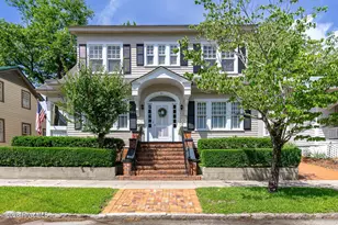 611 Craven St, New Bern, NC 28560 - Photo 1