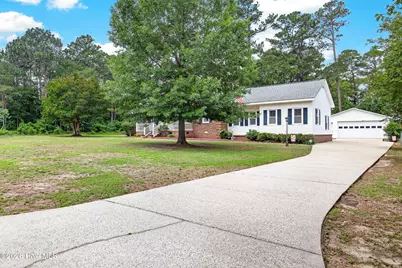 206 Crestwood Drive, Goldsboro, NC 27530 - Photo 3