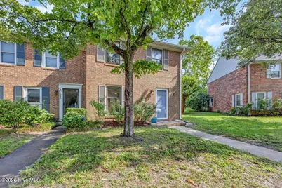4918 Seabrook Court, Wilmington, NC 28403 - Photo 1