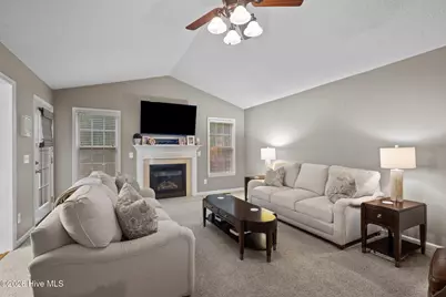 262 Clayton Pointe Drive, Clayton, NC 27520 - Photo 5