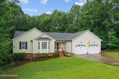 262 Clayton Pointe Drive, Clayton, NC 27520 - Photo 1