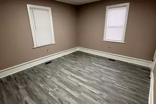 211 E Williamson St, Mount Olive, NC 28365 - Photo 11