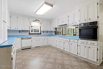 3830 Wayne Memorial Drive, Goldsboro, NC 27534 - Photo 9