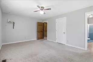 3830 Wayne Memorial Dr, Goldsboro, NC 27534 - Photo 15
