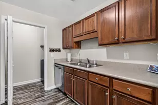143 Ashbury Park Ln, Richlands, NC 28574 - Photo 13