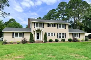 8081 St Andrews Dr, Laurinburg, NC 28352 - Photo 1